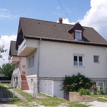Apartment Albert Lägenhet